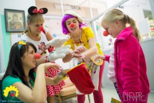 Jak uśmiech pomaga w powrocie do zdrowia?