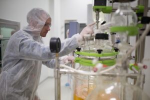 Syntal Chemicals Sp. z o.o. to Brylant Polskiej Gospodarki, Efektywna Firma, Gepard Biznesu i Mocna Firma Godna Zaufania 2022