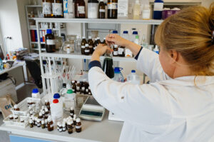 Fabryka Substancji Zapachowych Pollena-Aroma Sp. z o.o. to Brylant Polskiej Gospodarki, Efektywna Firma i Wielki Modernizator 2023