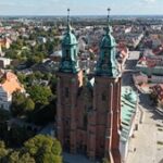 Dobry klimat do lokowania swoich inwestycji w Gnieźnie doceniło wiele firm z kapitałem polskim i zagranicznym